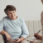 Terapia para pessoas idosas - Klaus Molina - Terapia Online: descubra como a saúde mental dos idosos pode se beneficiar da terpia